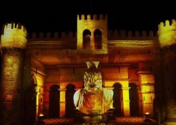 إقبال جماهيري كبير على عروض الصوت والضوء بقلعة قايتباي بالإسكندرية بعد الافتتاح الرسمي