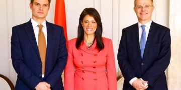 «المشاط»: شراكتنا استراتيجية مع المملكة المتحدة في مختلف مجالات التنمية