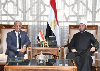 وزير الأوقاف يستقبل سفير المملكة المغربية بالقاهرة ويتسلم رسالة من نظيره المغربي