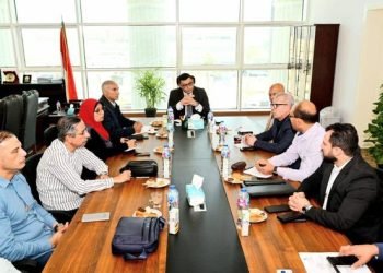 الشربيني يوجه بضرورة الالتزام بالمواعيد المحددة للانتهاء من التنفيذ وعدم التهاون مع أى تأخير أو تقصير