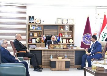 الزبيدي يستقبل مدير مصرف المنصور الأهلي لبحث آفاق التعاون بين الجامعة والقطاع الخاص