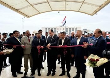 رئيس جامعة الفرات الأوسط التقنية يفتتح الكلية التقنية الهندسية للنفط والطاقة