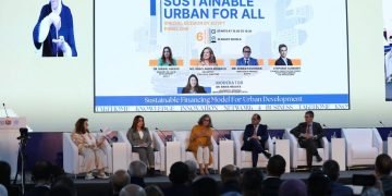 عوض تؤكد تعزيز الاقتصاديات المحلية وتوفير فرص العمل تسهم بشكل أساسي في دفع التنمية الاقتصادية المحلية