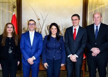 المشاط: نعمل مع البنك الدولي والجهات المعنية على وضع رؤية طموحة لتنوع وزيادة الاستثمارات الأجنبية المباشرة بما يعزز استقرار الاقتصاد الكلي