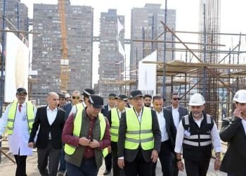 مدبولى: إنشاء مدينة النيل الطبية سيحدث طفرة في تقديم مختلف أنواع الرعاية “