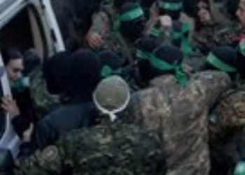 غرفة العمليات من القاهرة تتابع  تنفيذ بنود الهدنة وعملية تبادل الأسرى