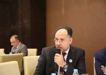 رئيس جامعة الفرات الأوسط التقنية يشارك في أسبوع العلم العراقي الإيراني بكربلاء المقدسة