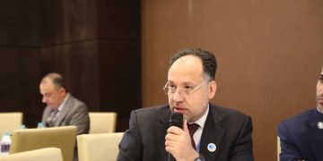 رئيس جامعة الفرات الأوسط التقنية يشارك في أسبوع العلم العراقي الإيراني بكربلاء المقدسة