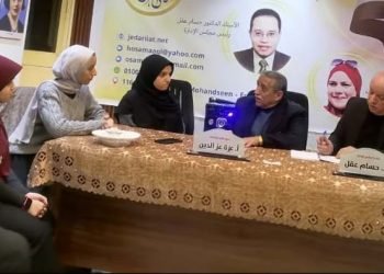 نقيب معلمى وسط الجيزة  ” التعليم ليست وزارة خدمية “