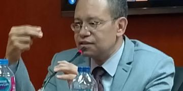 د حسام عقل : يفتح ملفات شائكة  عبرندوات ملتقى السرد العربى