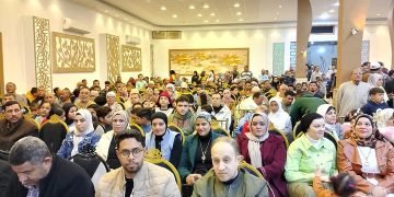 حزب الشعب الجمهورى وجمعية دار النعمان تكرم الفائزين فى مسابقة حفظه القران الكريم بالفشن