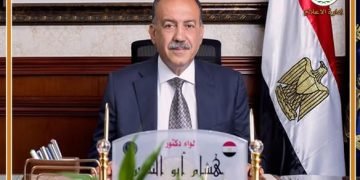 محافظ أسيوط يعلن عن طرح الهيئة العامة للتنمية الصناعية لـ 38 وحدة صناعية مجهزة بالمجمع الصناعي بعرب العوامر بأبنوب
