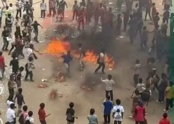 ” إنذار—- بالخطر”  حرق الطلاب للكتب مع آخر أيام الإمتحان