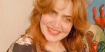 نيفين خليل تكتب ” طفل وشاشة “