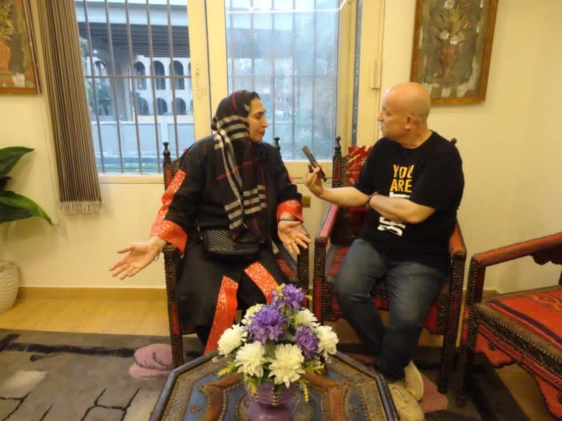 الشاهد المصرى مدير التحرير  يحاور الدكتورة والأديبة القطرية هدى النعيمى