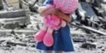 المَجدُ للأحرار  رسالة مصرى إلى أبطال تحت الحصار