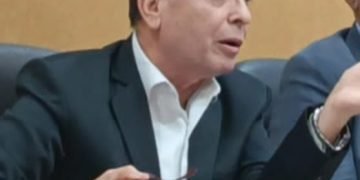 الإعلامى إبراهيم خلف – يكتب  ” صداقات الفيس بوك ،ـ ما لها وما عليها !  “