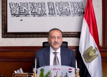 محافظ أسيوط: النيل في معدلاته الطبيعية.. ولا صحة لشائعات غمر الجزر