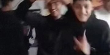 التعليم تنتفض :  هيبة المعلم وكرامته خط أحمر