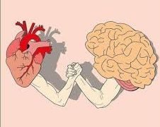 صراع  العقل والقلب    وقصيدة  ” لست قلبي “