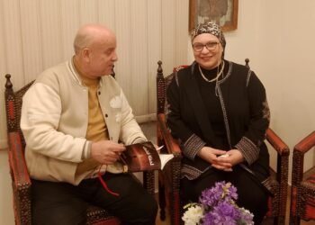 الشاهد المصرى ومدير التحرير  وحوار مع الباحثة والأديبة د هند الشلقانى مديرة الدراسات والنشر والإعلام بمنظمة المرأة العربية بجامعة الدول العربية.