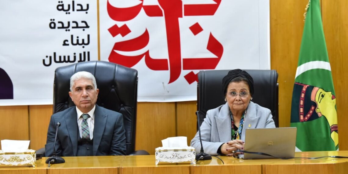 نائب وزير الصحة في المنيا: جهود مكثفة لتحسين المؤشرات السكانية
