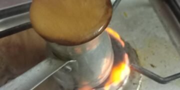 حينما يصبح فنجان القهوة  أكثر بلاغة من خطبة كاملة