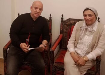 الشاهد المصرى ومدير التحرير وحوار مع —  الدكتورة شيرين الجينجيهى  حين يلتقي الطب بالفن وتُشفى الروح بالألوان
