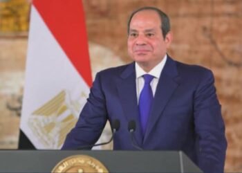 السيسى يهنىء الشعب المصرى بعيد تحرير سيناء