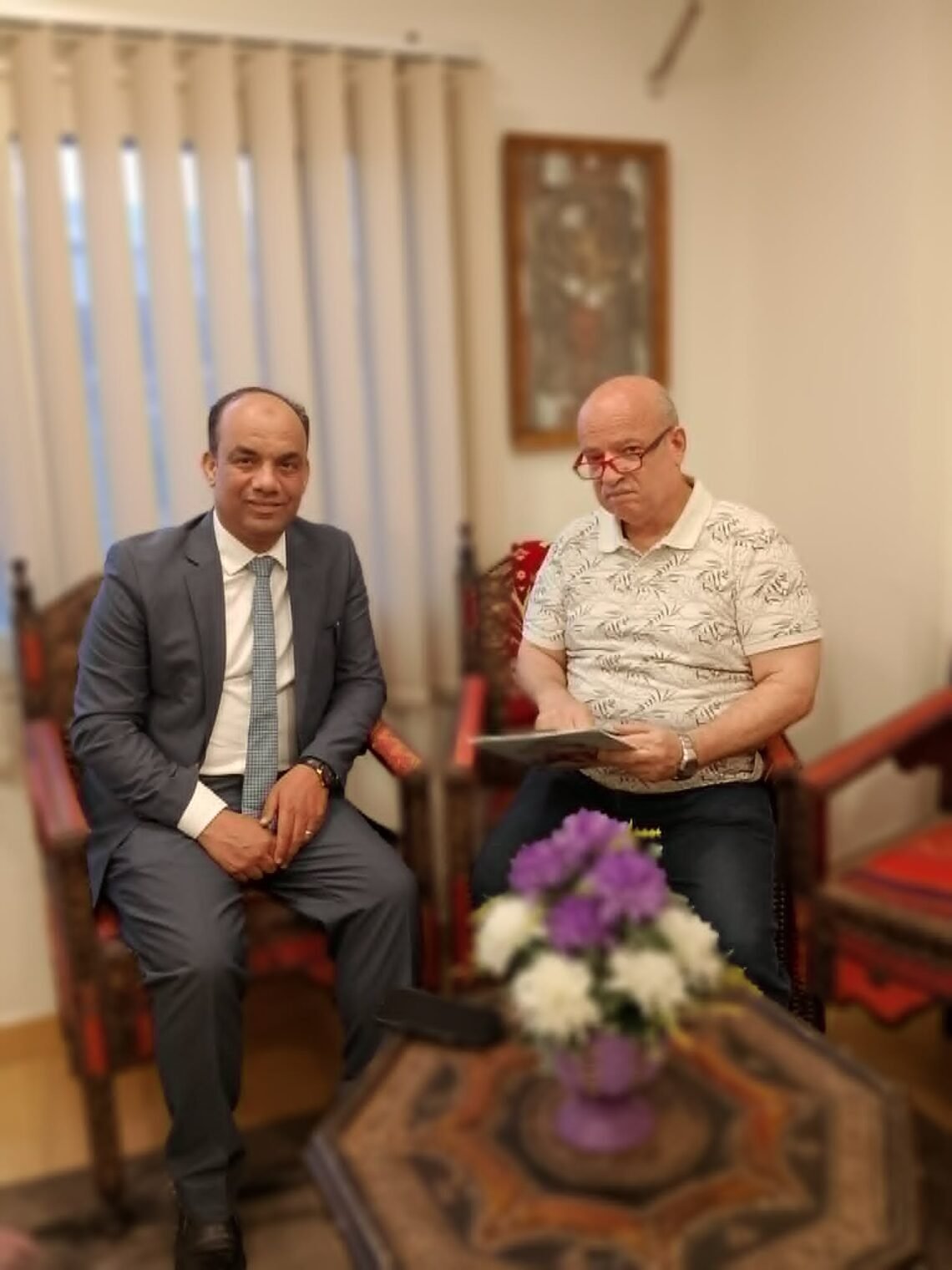 الشاهد المصرى وحوار مع أ د أسامة الشاذلى حول العلاقة بين العلم والدين وحدود المعرفة البشرية