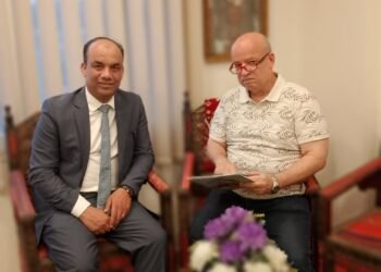 الشاهد المصرى وحوار مع أ د أسامة الشاذلى حول العلاقة بين العلم والدين وحدود المعرفة البشرية