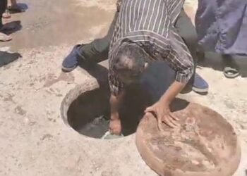 في البحيرة  حقيقة التبرك والاستشفاء بمياة بالوعة صرف صحي