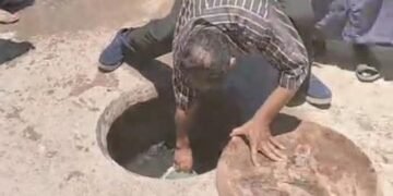 في البحيرة  حقيقة التبرك والاستشفاء بمياة بالوعة صرف صحي