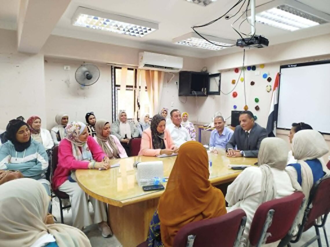 مدير عام إدارة بولاق الدكرور التعليمية    يلتقى منسقى العلاقات العامة والإعلام بالمدارس