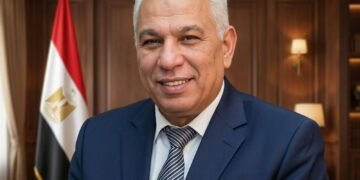 قراءة فى مقال د محمد سعد  التدوير أم تبديل الكراسي؟..  حين يتغير المكان ولا يتغير الأداء