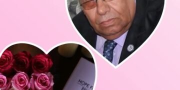 حين يسطر الشاعر الكبير المهندس ثروت سليم.. كلمات الجمال ونبل المشاعر بحقي