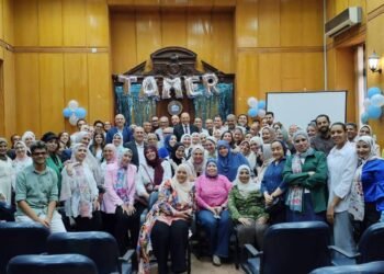 مديرية الشئون الصحية بالقاهرة تُكرِّم الأستاذ الدكتور/ تامر مدكور