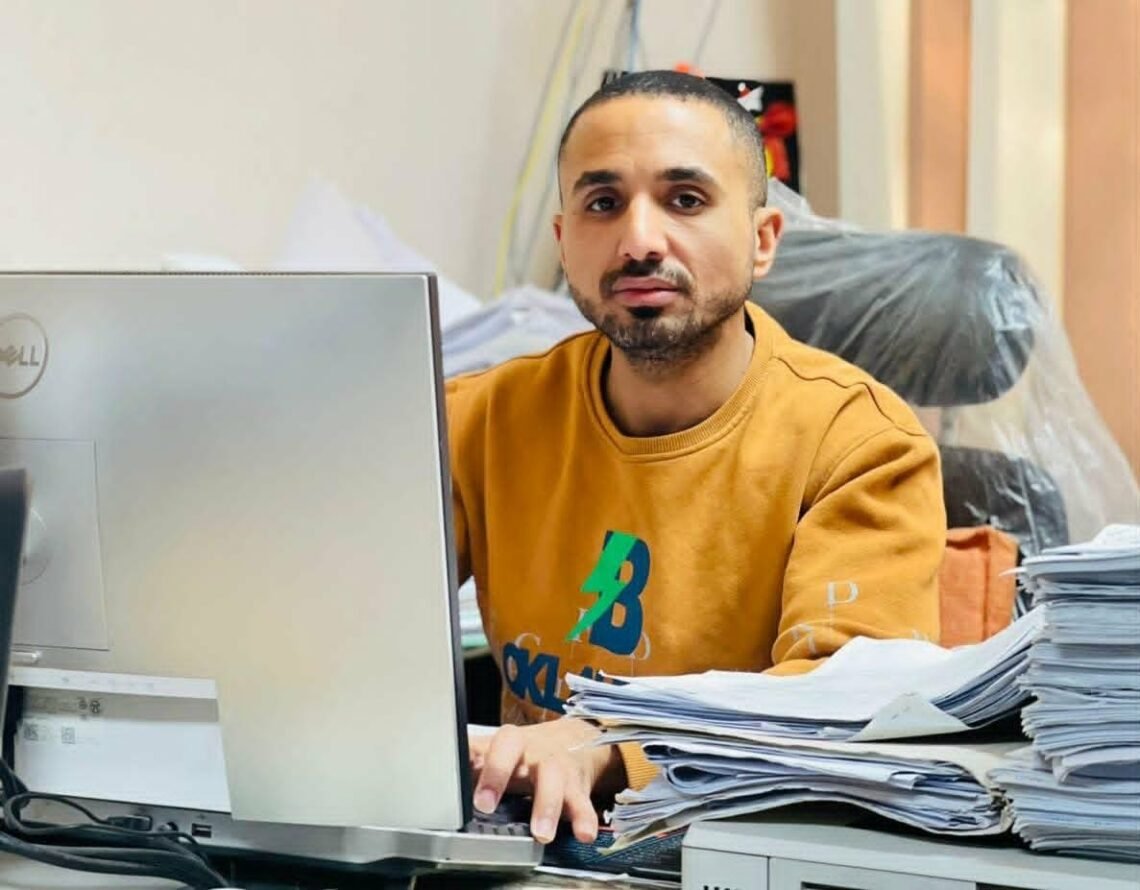 تجربة رائدة تستحق الإشادة  حين تتحول الوظيفة إلى رسالة..  ومسؤول الدفع الإلكتروني إلى قدوة