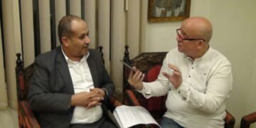 علي النهام.. شاعر بحريني يحمل نبض الأمة،  و«مائية القصيدة» تمنحه خصوصيته الإبداعية